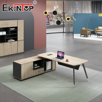 Γραφείο Walnut σε μοντέρνο στυλ Εκτελεστικό γραφείο με συρτάρια Επεκτάσιμη λειτουργία