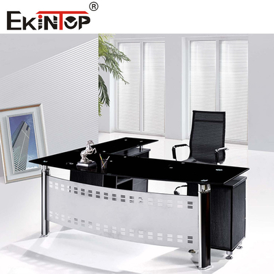 Μεταλλικά πόδια με γυάλινο γραφείο