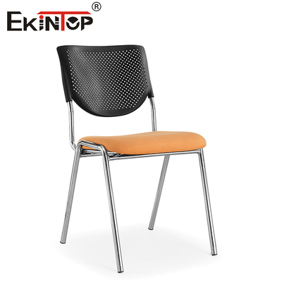 Λειτουργική και πρακτική καρέκλα εκπαιδευόμενου με σταθερό στήριγμα βραχίονα για επαγγελματικά περιβάλλοντα